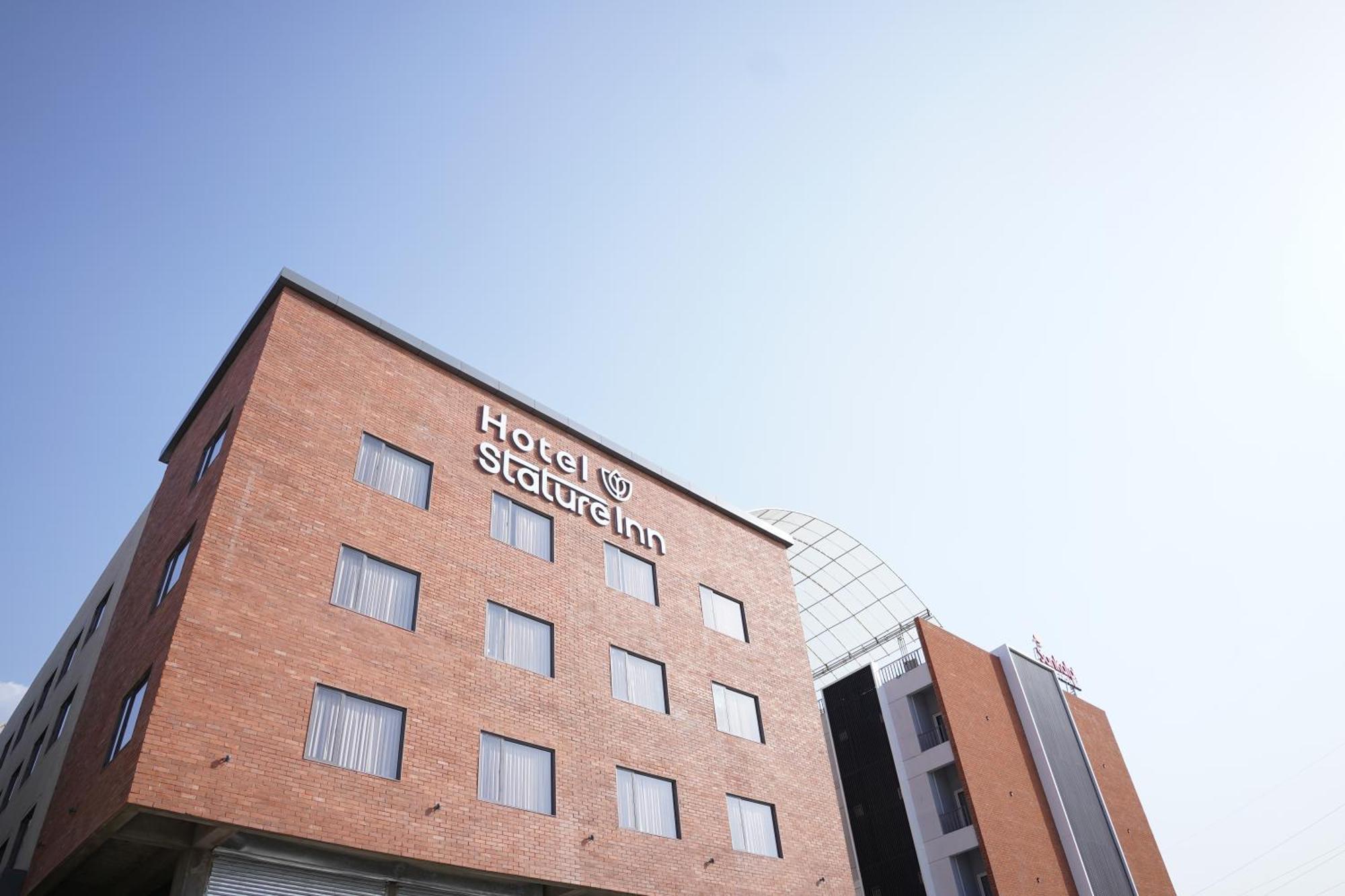 Hotel Stature Inn Kevadia エクステリア 写真