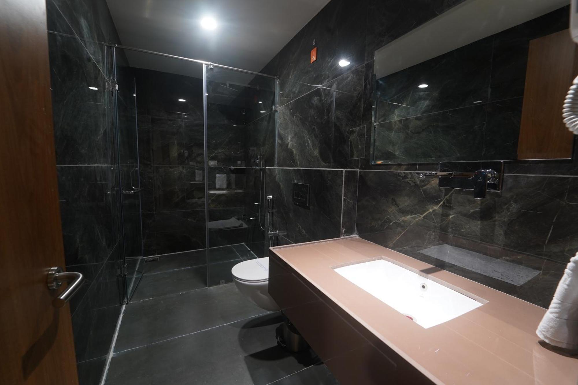 Hotel Stature Inn Kevadia エクステリア 写真